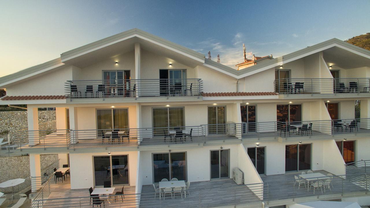 Aparthotel Santo Stefano Club *